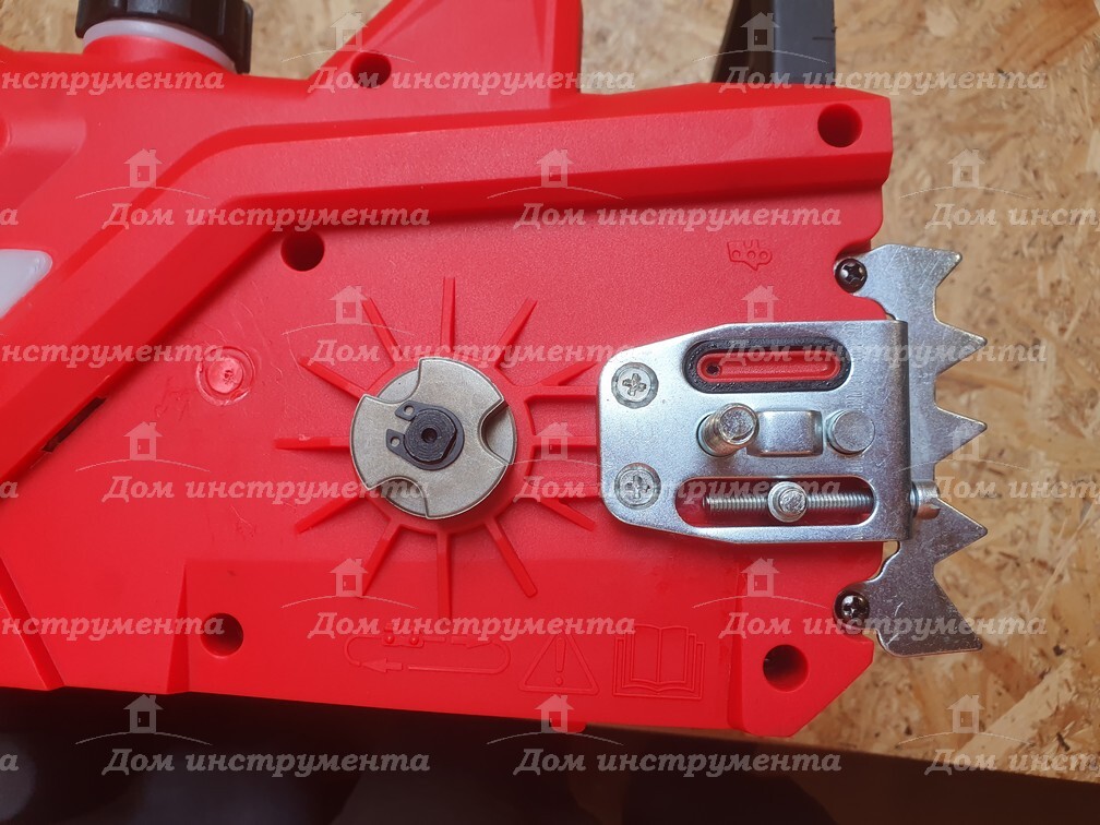 металева натяжка ланцюга та зубці моделі Start Pro SCS E-2970