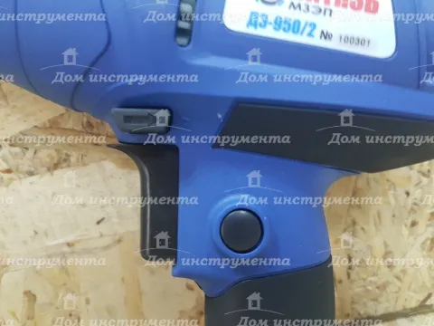 Шуруповерт мережевий Витязь ДЭ-950 2